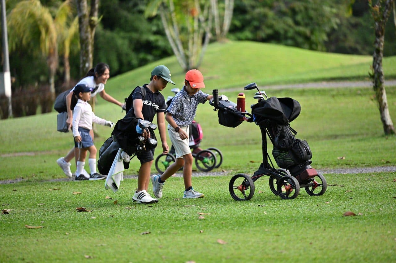Walking the fairway with trolleys
